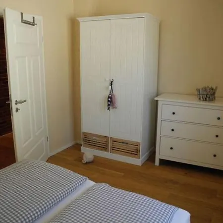 Pier32-5-liekuut Боркум